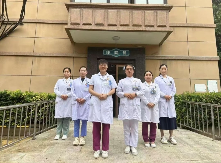 仁心仁术践初心，降糖有方获锦旗——我院内一科获患者高度认可